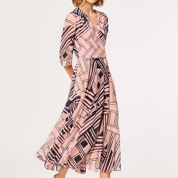 MaryLing V-Neck Sleeveless Georgette Print Dress in Light Pink - FCM34 - Picture 1 of 10